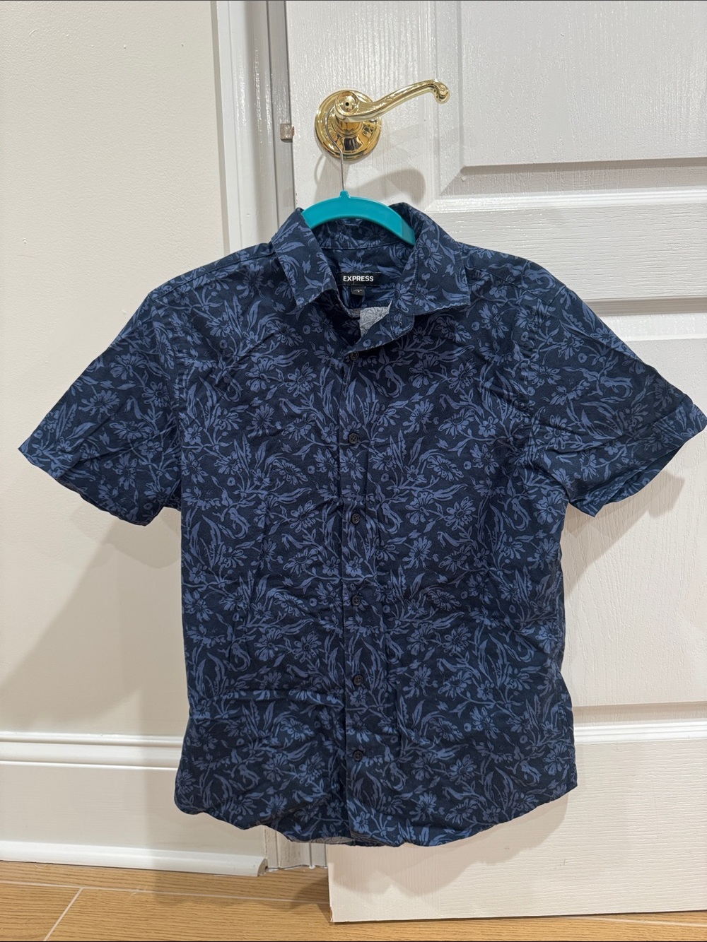 Express Navy & Light Blue Floral Short Sleeve Button-Up Shirt